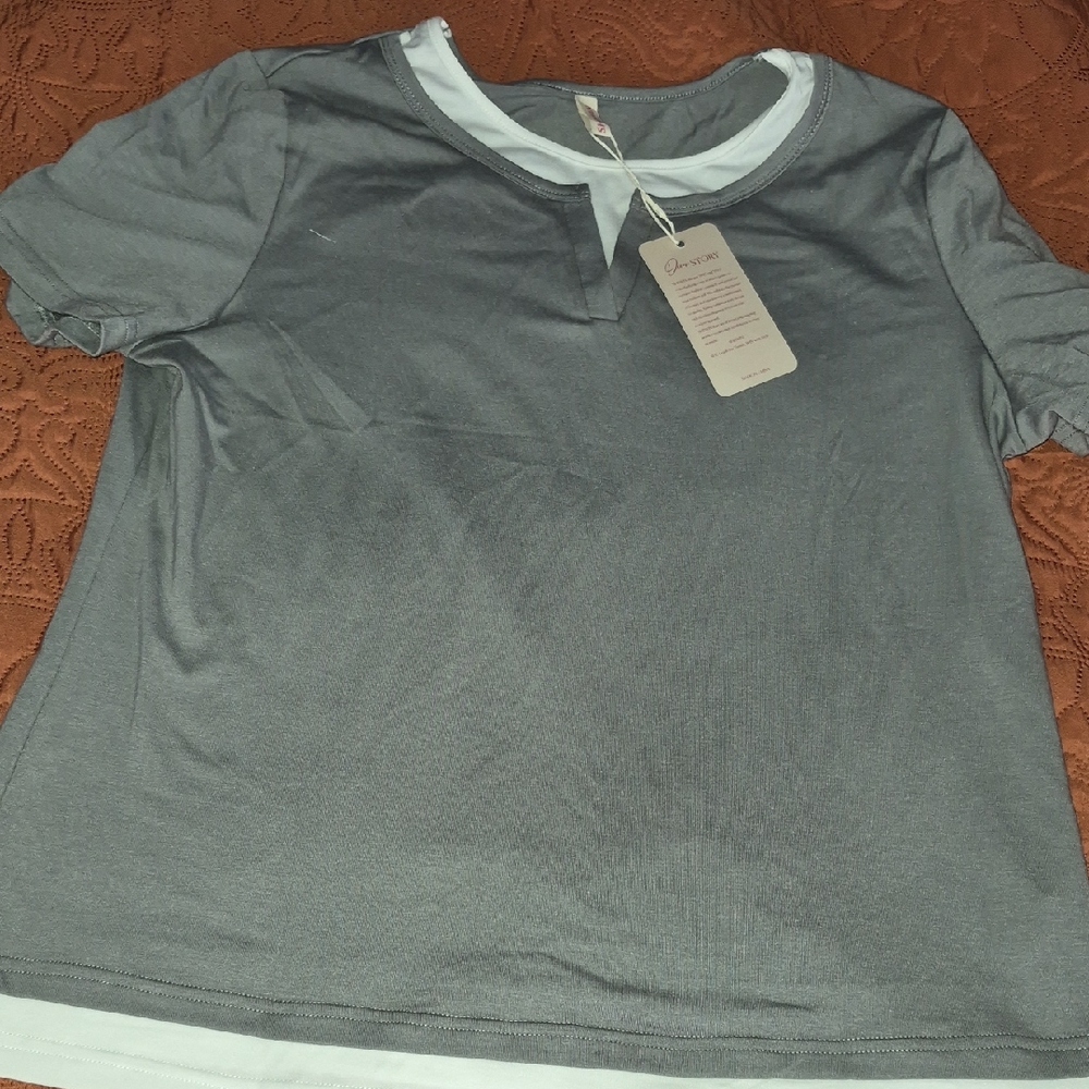 SHEWIN Gray Short Sleeve Tee with White Trim